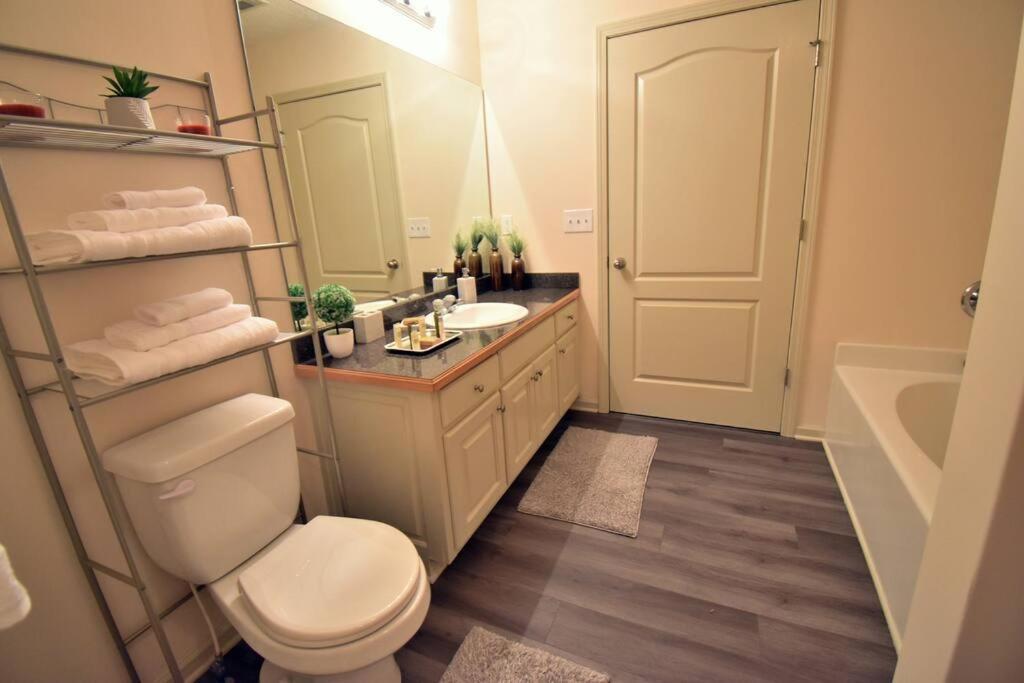Cozy Renovated Winder Townhouse Traveller Awards 2025 Winner Kültér fotó